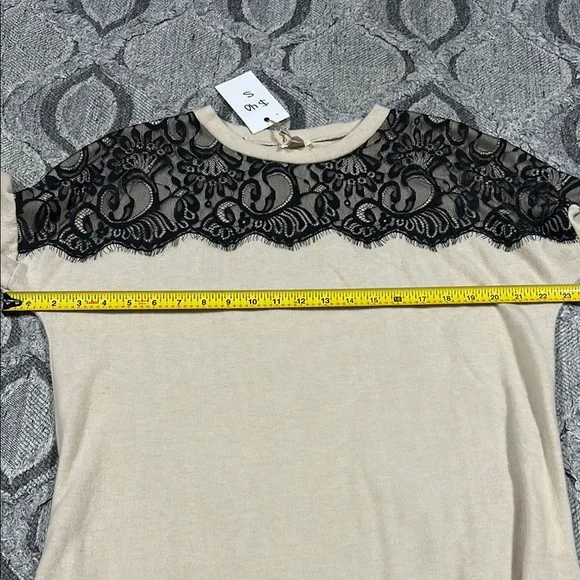 Lovely Melody Black and Cream Embellished Blouse - Picture 3 of 6